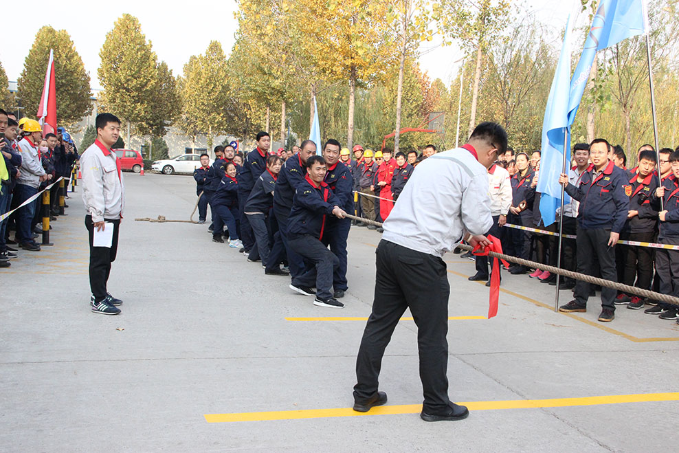 2018奮進(jìn)杯運(yùn)動(dòng)會-拔河比賽