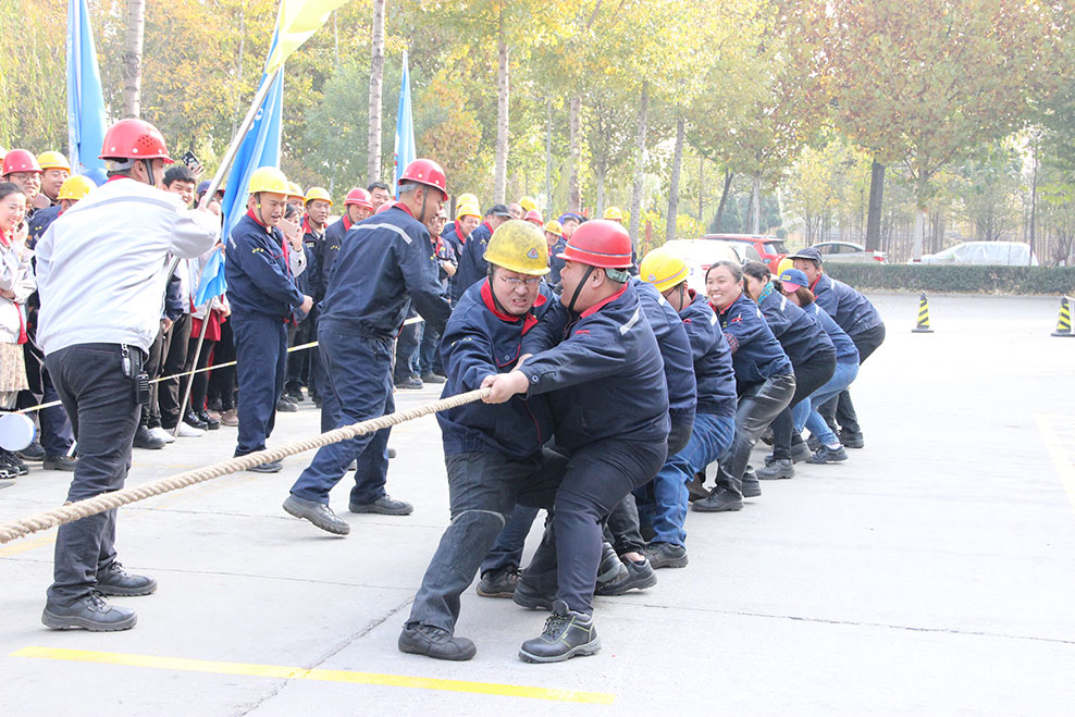 2018奮進(jìn)杯運(yùn)動(dòng)會-拔河比賽